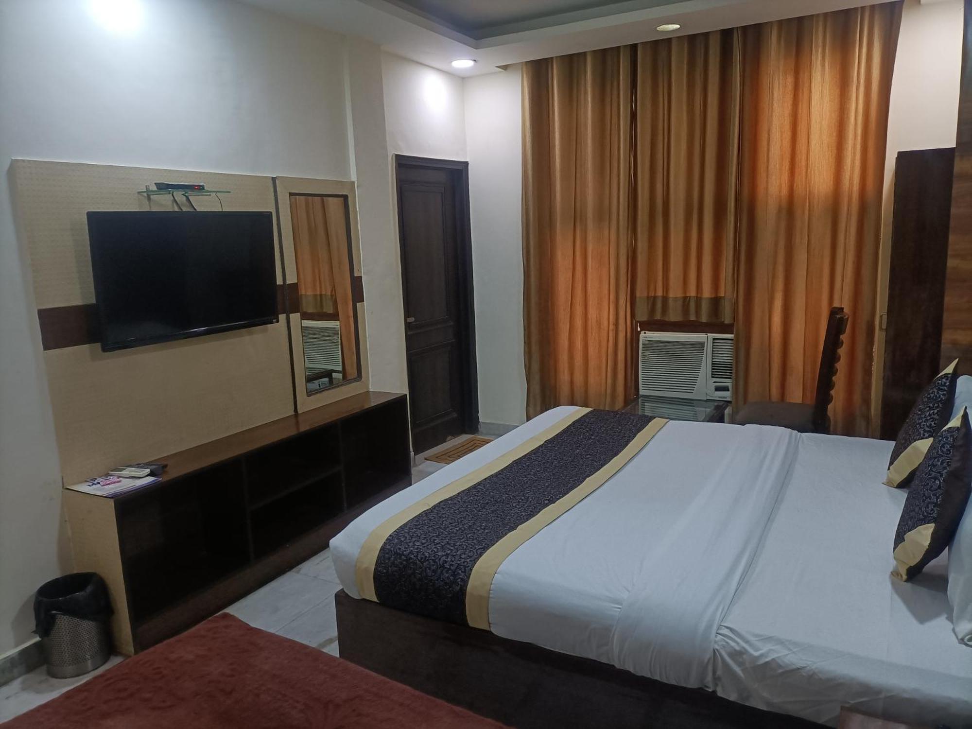 Hotel Grand Aerotech นิวเดลี ภายนอก รูปภาพ