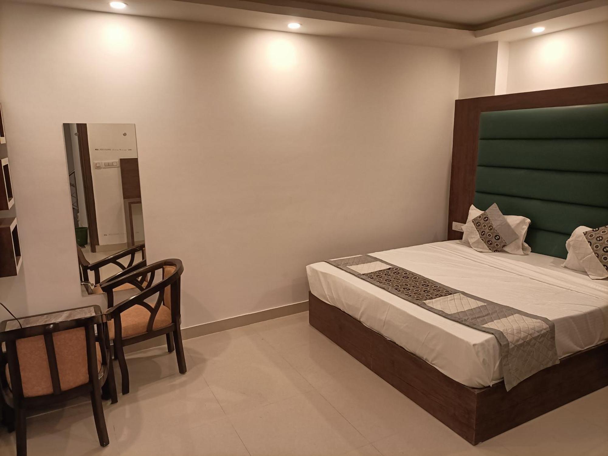 Hotel Grand Aerotech นิวเดลี ภายนอก รูปภาพ