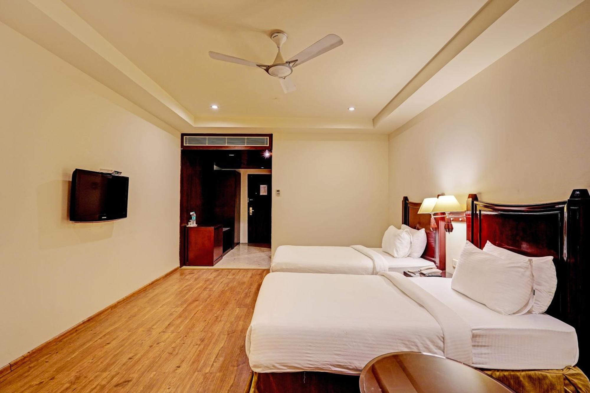 Hotel Grand Aerotech นิวเดลี ภายนอก รูปภาพ